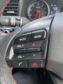 2017 Hyundai
                Elantra SR Turbo
