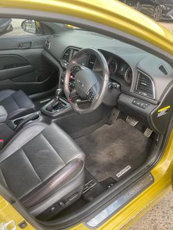 2017 Hyundai Elantra SR Turbo