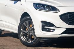 2022 Ford
                Escape ST-Line