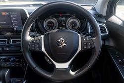 2023 Suzuki
S-Cross GLX