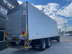 2025 Hino 500 Series FL2628 Auto White