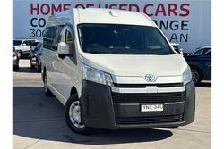 2023 Toyota
Hiace Commuter