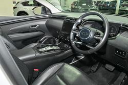 2022 Hyundai
Tucson Highlander