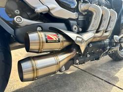 2023 TRIUMPH ROCKET 3 GT CHROME EDITION Chrome / Silver