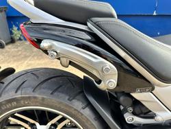 2023 TRIUMPH ROCKET 3 GT CHROME EDITION Chrome / Silver