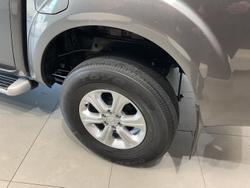 2018 Nissan
Navara ST