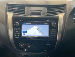 2018 Nissan
Navara ST