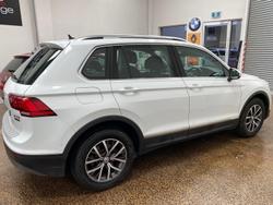 2017 Volkswagen Tiguan 132TSI Comfortline 5N MY18 Four Wheel Drive Pure White