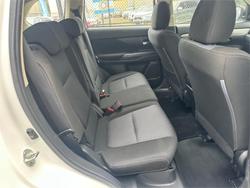 2018 MITSUBISHI OUTLANDER ES 5 SEAT (AWD)