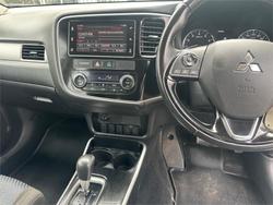 2018 MITSUBISHI OUTLANDER ES 5 SEAT (AWD)