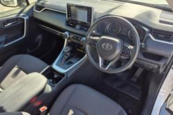 2021 Toyota
RAV4 GXL