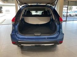 2019 Nissan
                X-TRAIL ST-L