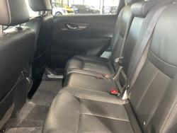 2019 Nissan
                X-TRAIL ST-L