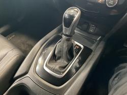 2019 Nissan
                X-TRAIL ST-L