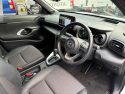 2023 Toyota
Yaris Cross Urban