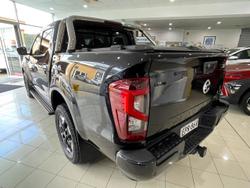 2021 Nissan
Navara ST-X