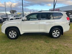 2013 Toyota
Landcruiser Prado Altitude