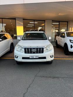 2013 Toyota
Landcruiser Prado Altitude