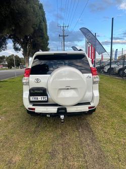 2013 Toyota
Landcruiser Prado Altitude