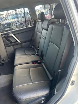 2013 Toyota
Landcruiser Prado Altitude
