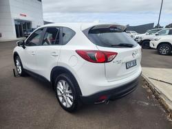 2014 Mazda
CX-5 Akera