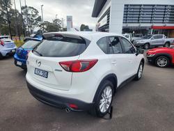 2014 Mazda
CX-5 Akera