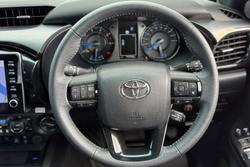 2024 Toyota
Hilux Rogue 48V