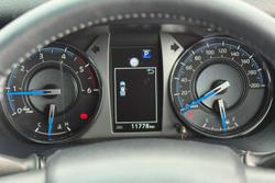 2024 Toyota
Hilux Rogue 48V