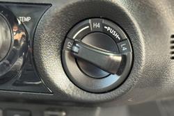 2024 Toyota
Hilux Rogue 48V