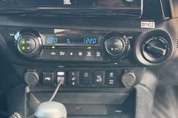 2024 Toyota
Hilux Rogue 48V
