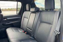2024 Toyota
Hilux Rogue 48V