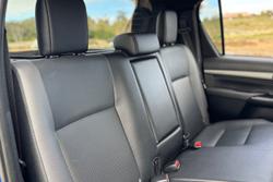 2024 Toyota
Hilux Rogue 48V