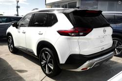 2025 Nissan
X-TRAIL Ti-L