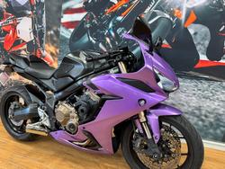 2020 Honda CBR650R PURPLE/BLACK