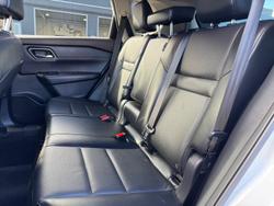 2022 Nissan
X-TRAIL ST-L