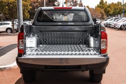2025 Nissan
Navara SL