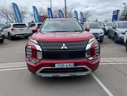 2022 Mitsubishi
                Outlander LS