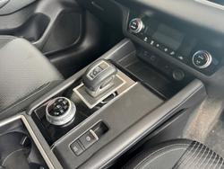 2022 Mitsubishi
                Outlander LS