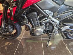 2018 Kawasaki ZR 900 RED
