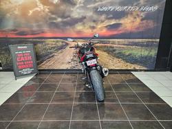 2018 Kawasaki ZR 900 RED