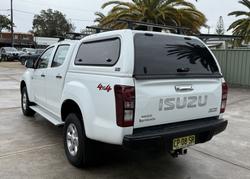 2018 Isuzu
D-MAX LS-M