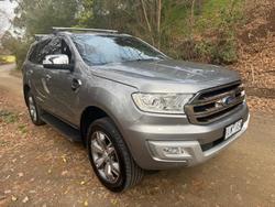 2017 Ford
Everest Titanium