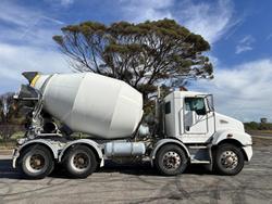 2011 Kenworth T359 T359 8x4 White