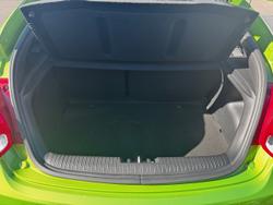 2014 Hyundai
Veloster + Coupe D-CT