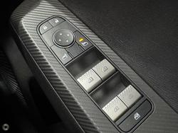 2022 Mitsubishi
Outlander ES
