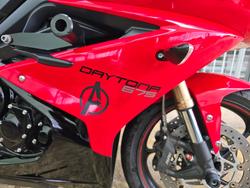 2015 Triumph DAYTONA 675 Red