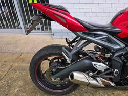 2015 Triumph DAYTONA 675 Red