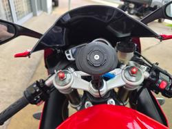 2015 Triumph DAYTONA 675 Red