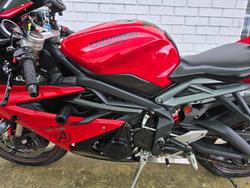 2015 Triumph DAYTONA 675 Red
