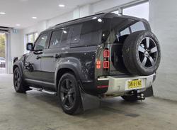 2022 Land Rover
Defender 110 D300 SE